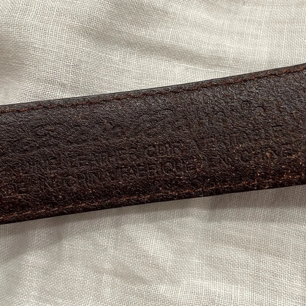 VINTAGE BROWN LEATHER BELT